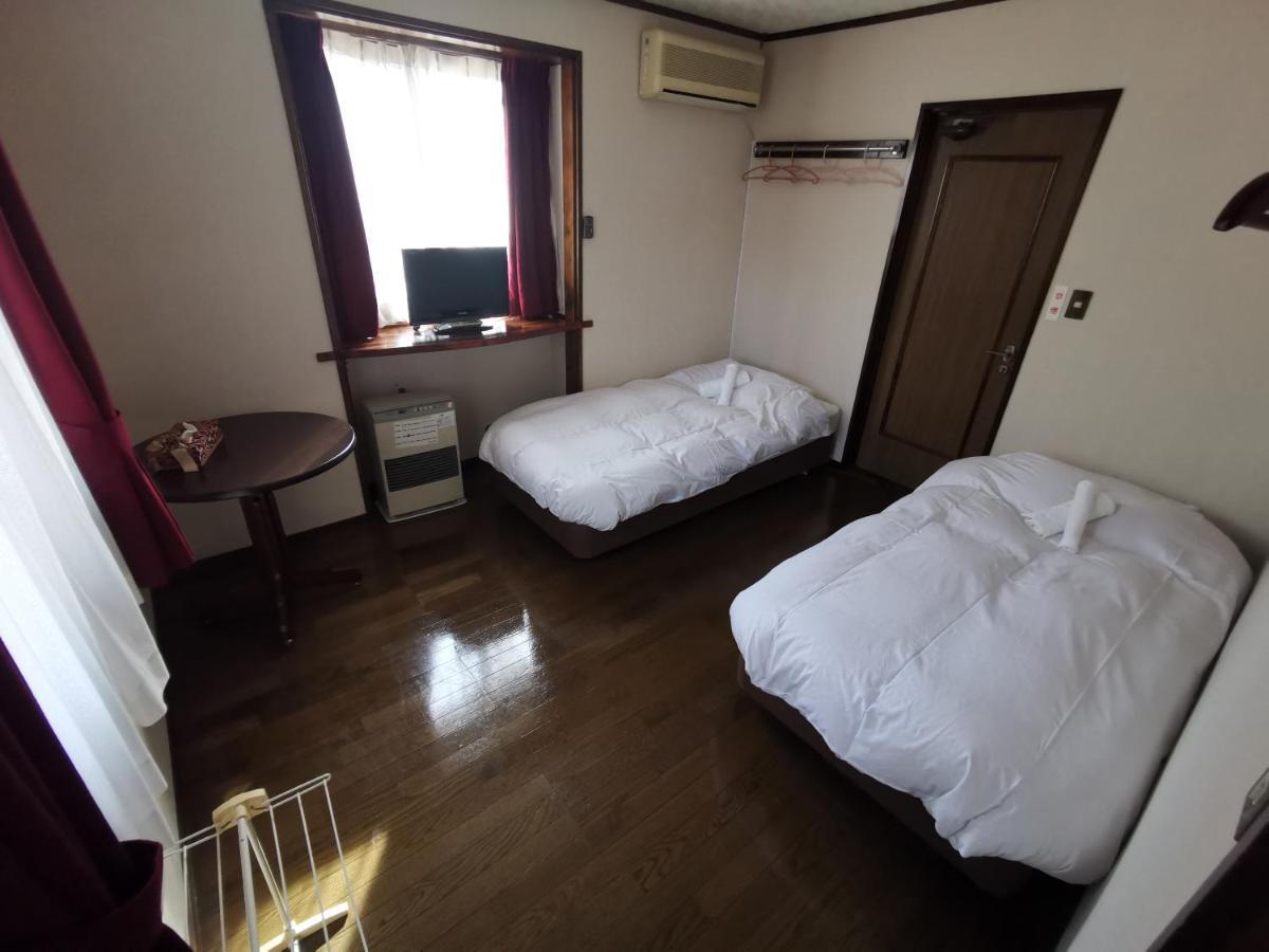 Hakuba Powder Republic Bed & Breakfast Eksteriør bilde
